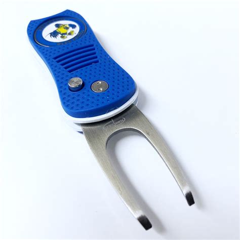 switchblade divot tools for golf.